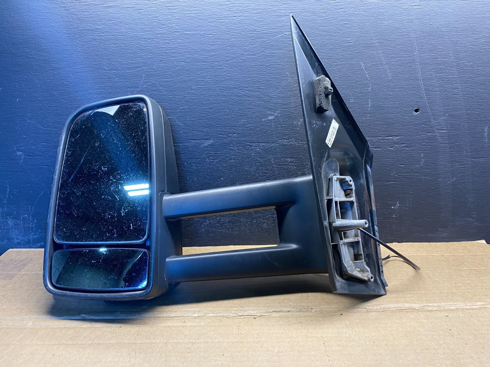 2007 to 2017 Mercedes-Benz Sprinter Left Driver View Door Mirror ad3342 DG9