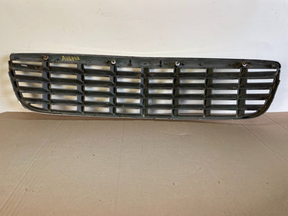 2000 to 2005 Cadillac Deville Front Hood Bumper Grille Grill AH6462 DG3