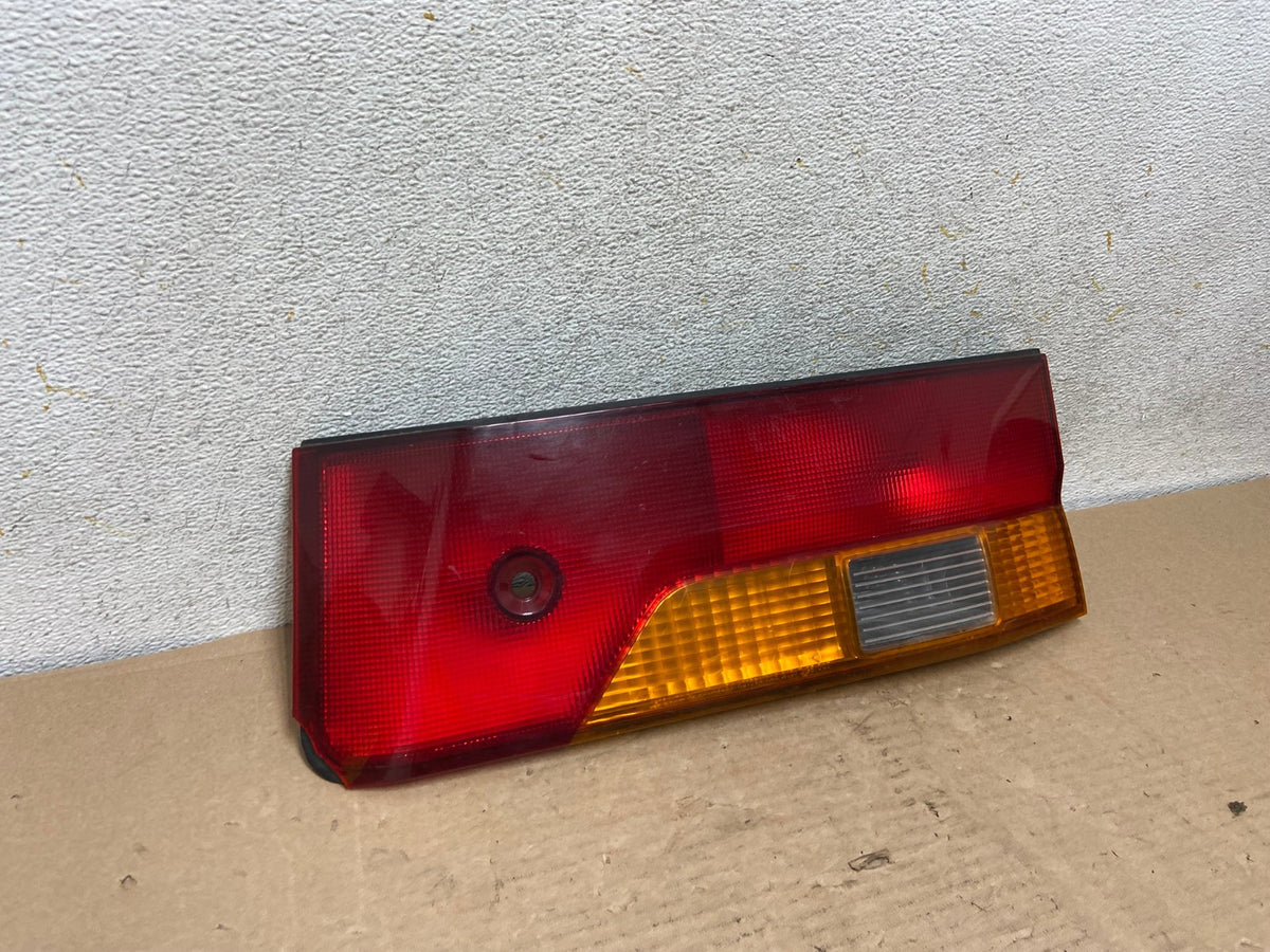 2002-2004 Honda Odyssey Right Passenger RH Side Tail Light Inner AH9517 LK2