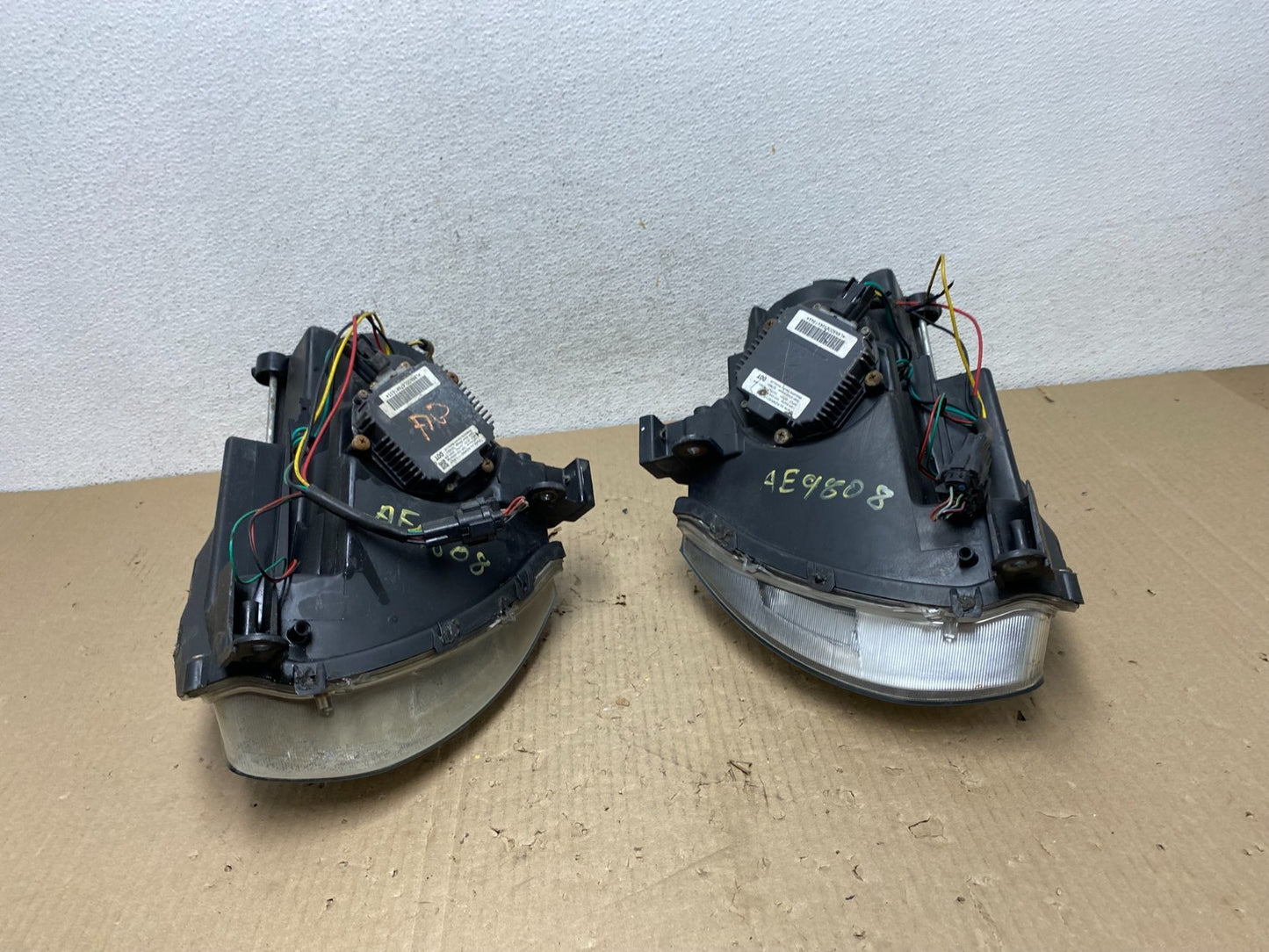 2003 2007 Infiniti G35 Coupe Left+Right Set Side Headlights AE9808 DG11