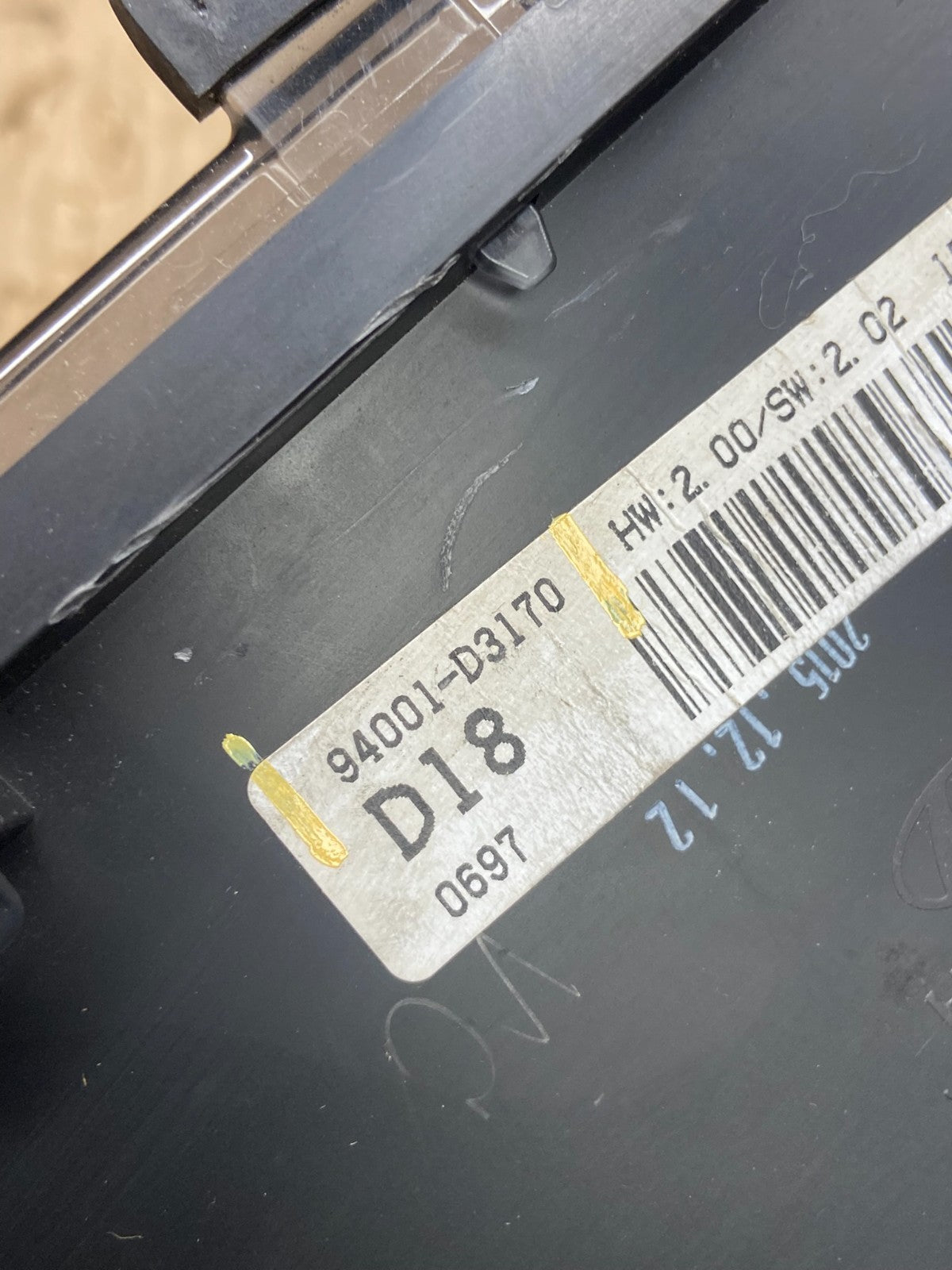 2016 to 2017 Hyundai Tucson Speedometer Cluster Gauge OEM AB9758 DG6
