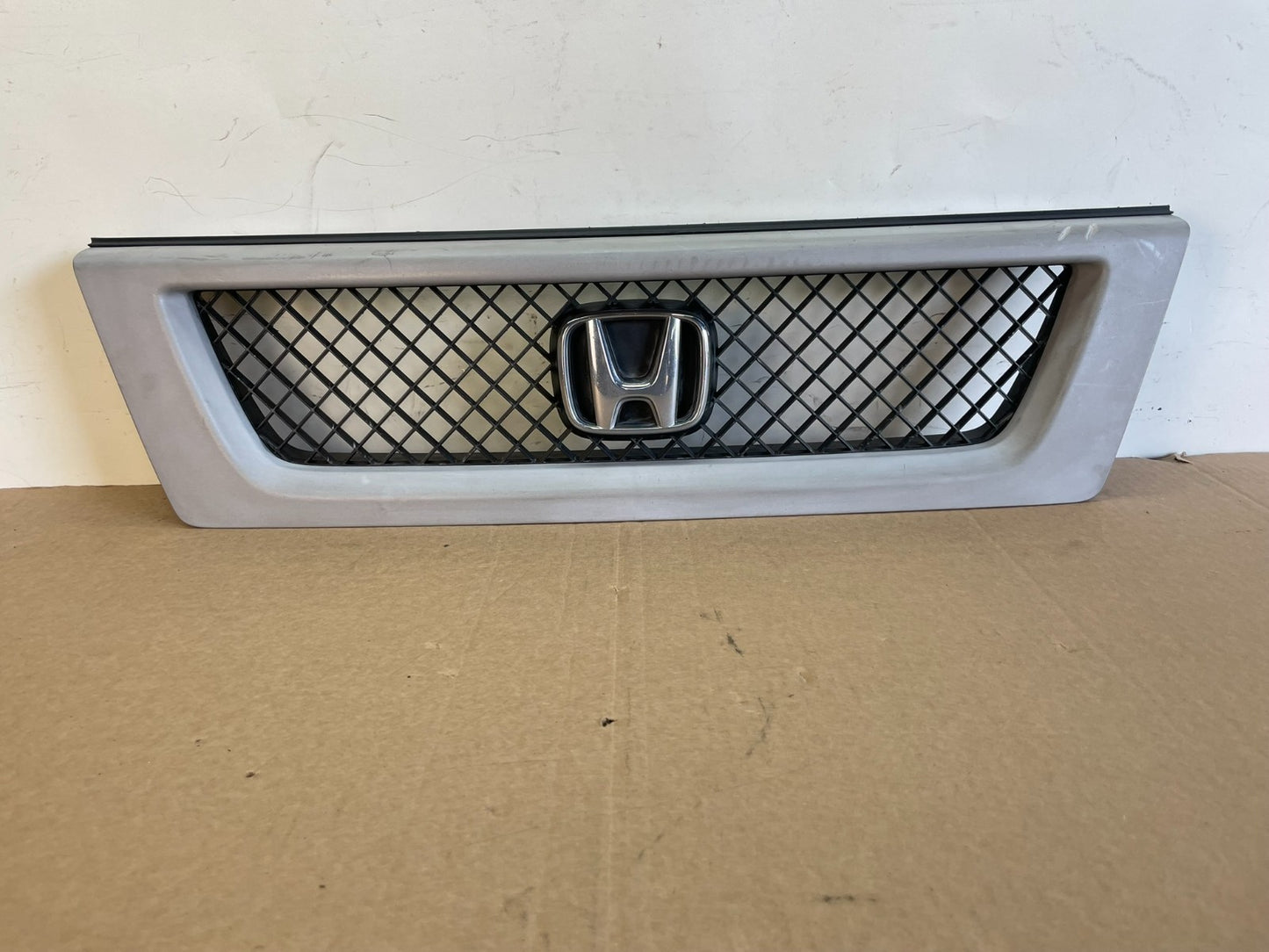 2003 2004 2005 2006 Honda Element Front Upper Grill Grille AG7589 DG0