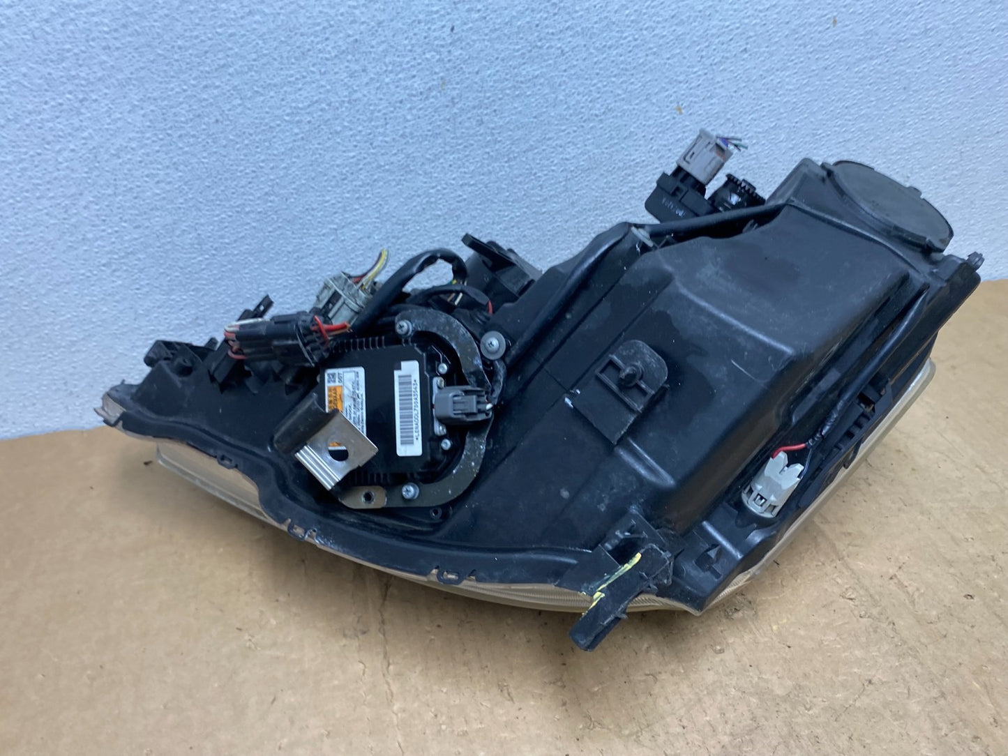 2006 to 2010 Infiniti M35 Right Passenger Rh Xenon HID Headlight AD1389 DW9