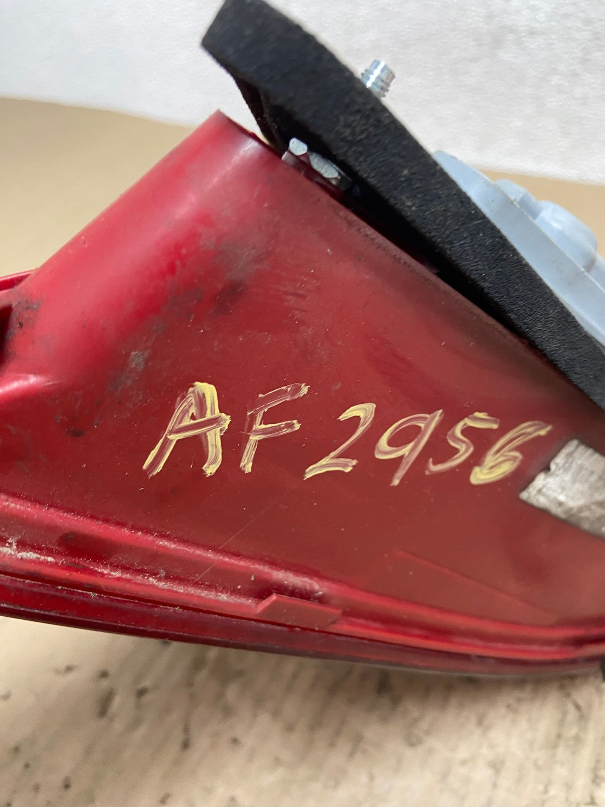 2005-2007 Mercedes-Benz C230 C240 W203 C-Class Left Driver Tail Light AF2956 LK6