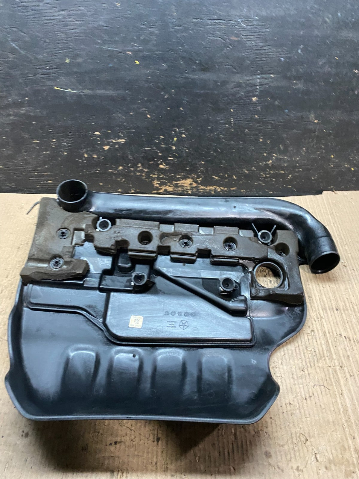 2013 to 2016 Dodge Dart 2.0L Engine Motor Cover Shield V4247 DG5