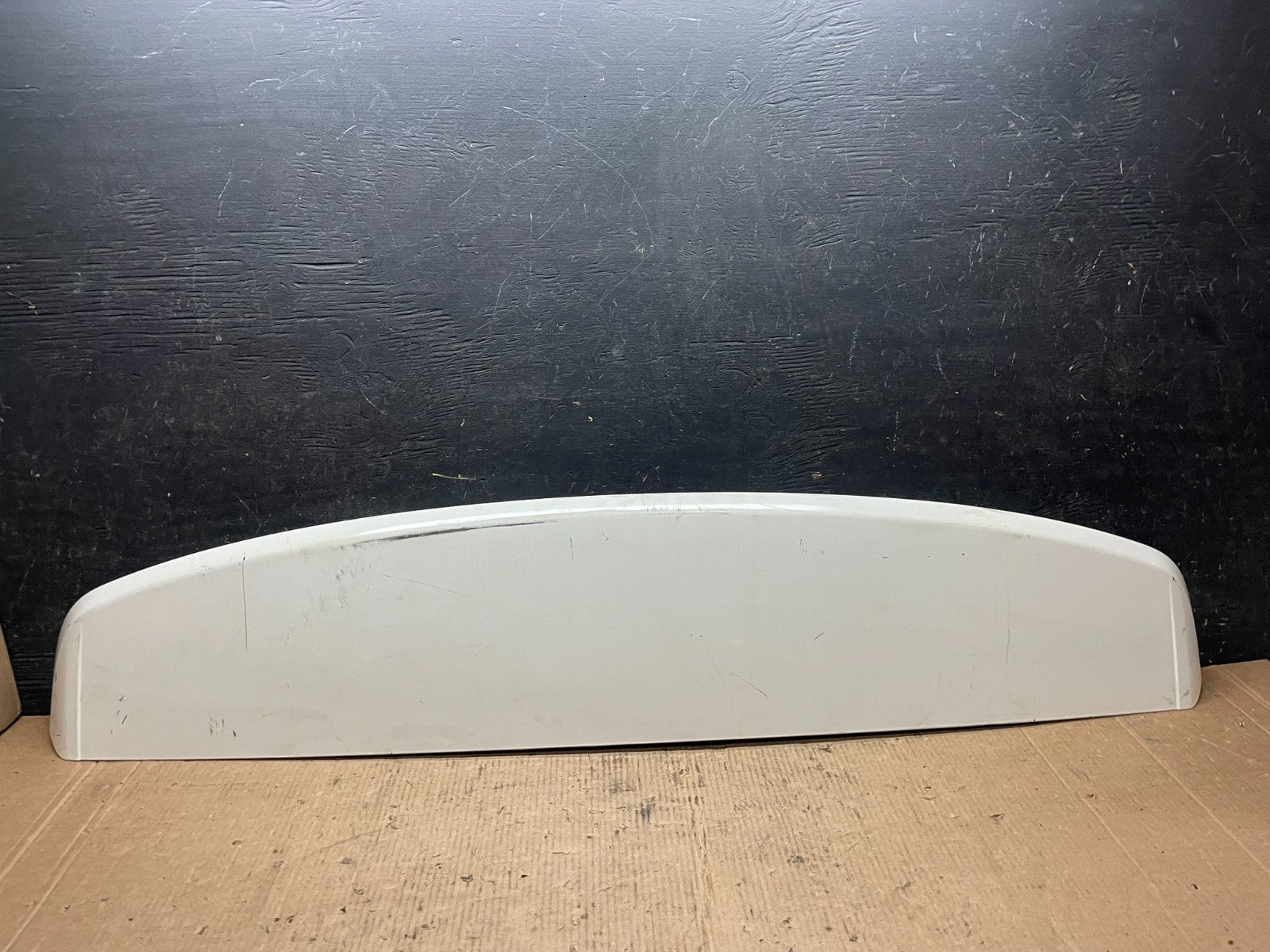 2009 to 2014 Volkswagen Routan Rear Spoiler OEM Z8096 DG0