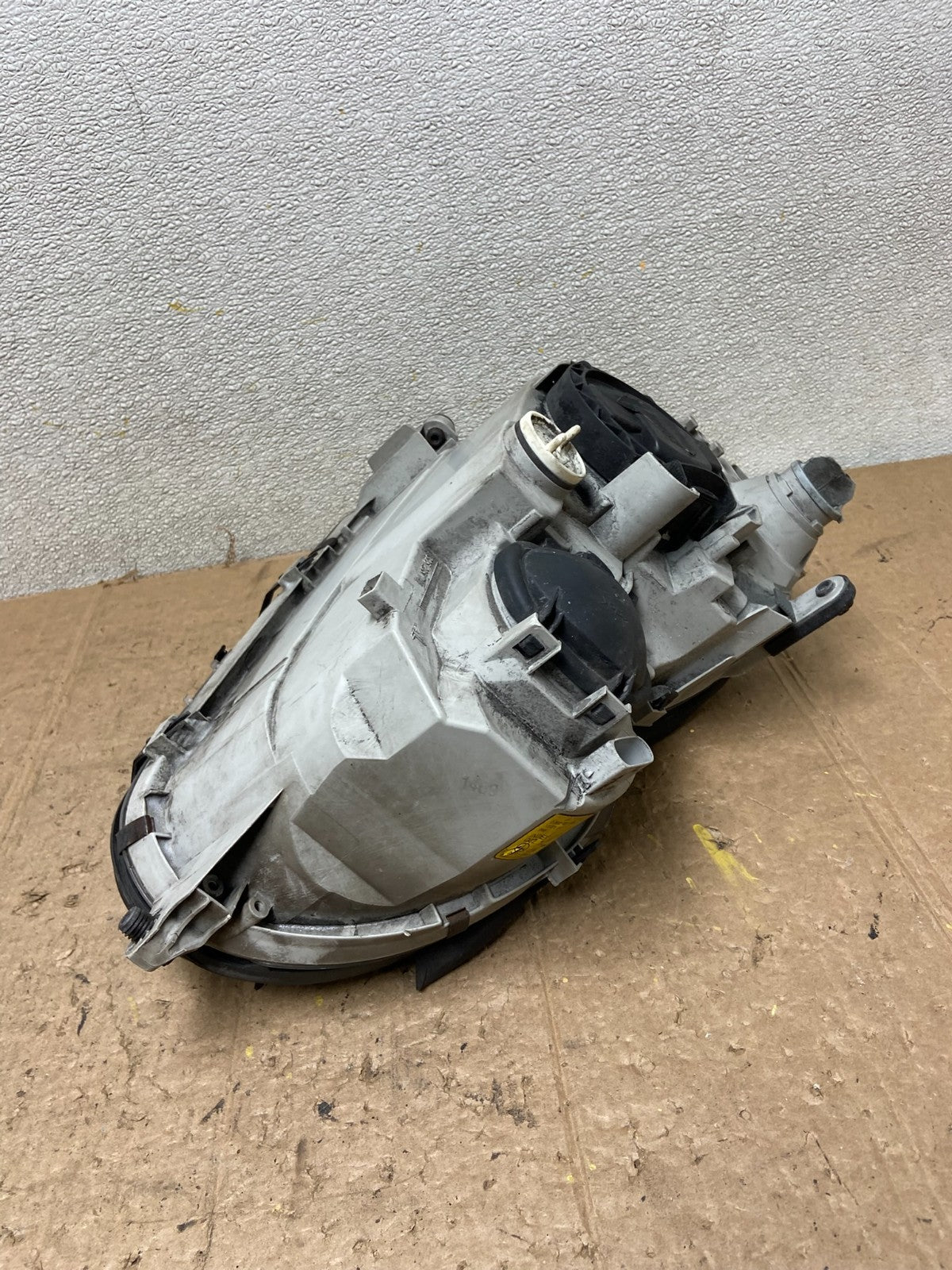 2005 to 2007 Mercedes-Benz C-Class Left Driver LH Side Headlight OEM AA4220 DW4