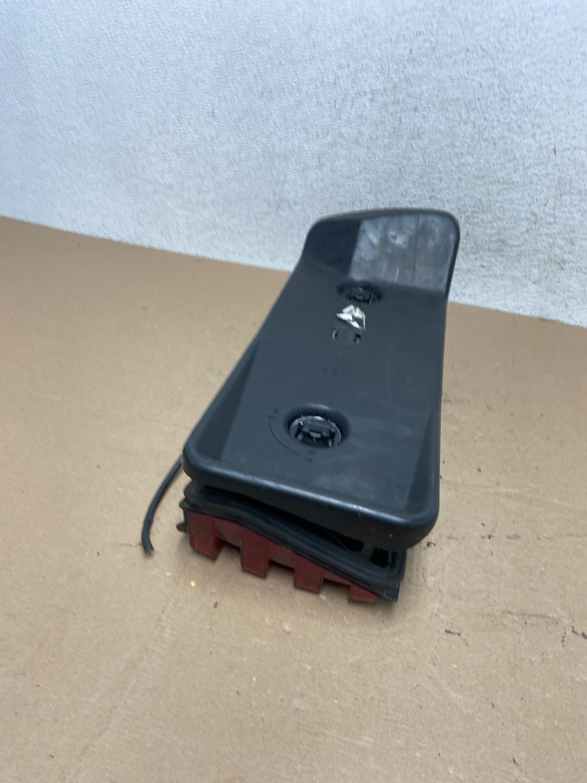 1986 to 1991 Mercedes-Benz W126 Left Driver LH Side Tail Light AF4489 DW6
