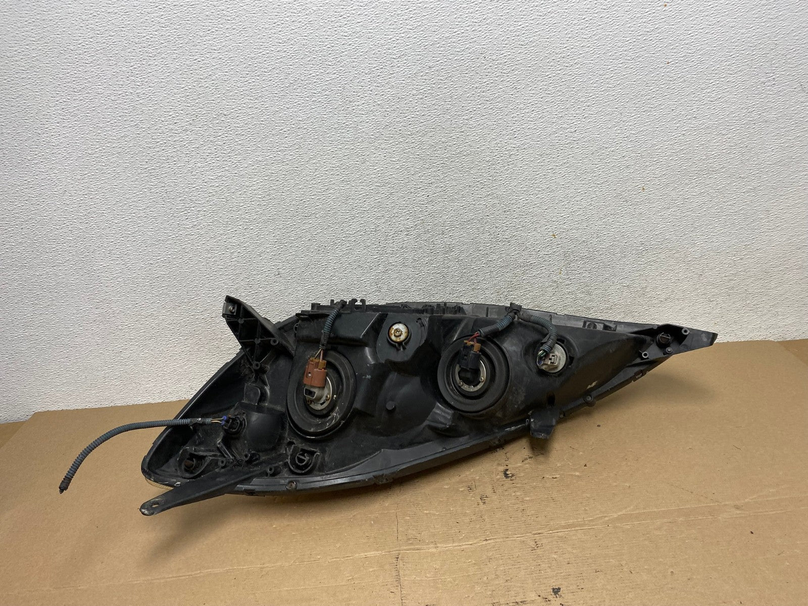 2006 to 2010 Toyota Sienna Right Passenger Rh Side Headlight Halogen AF4456 LK6