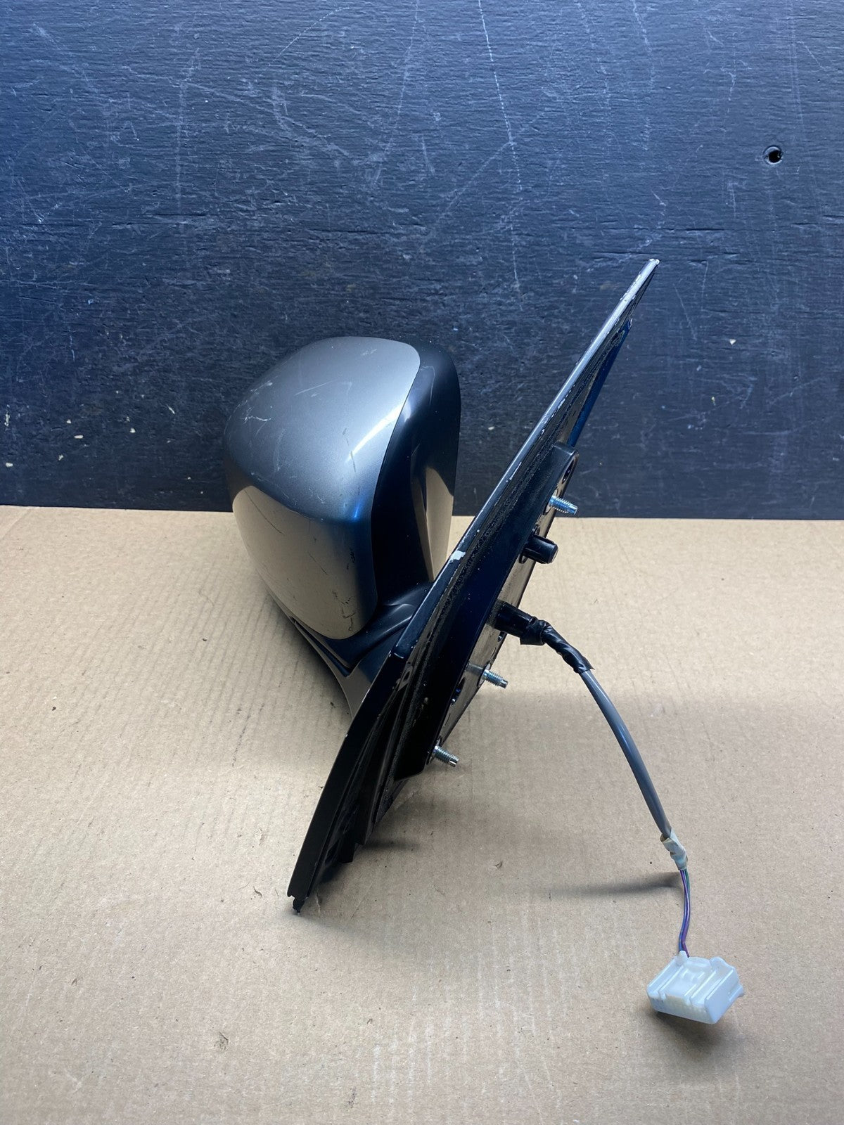 2009 to 2014 Nissan Murano Right Passenger Side View Door Mirror AH3233 DG2