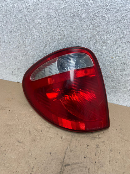 2004 to 2007 Dodge Grand Caravan Left Driver Lh Tail Light AG5561 LK0
