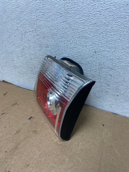 2007 to 2012 GMC Acadia Right Passenger Rh Hatch Tail Light Inner AG2122 LK1