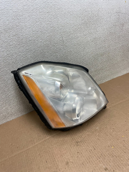 2006 to 2011 Cadillac DTS Right Passenger RH Side Xenon Hid Headlight OEM Y25612