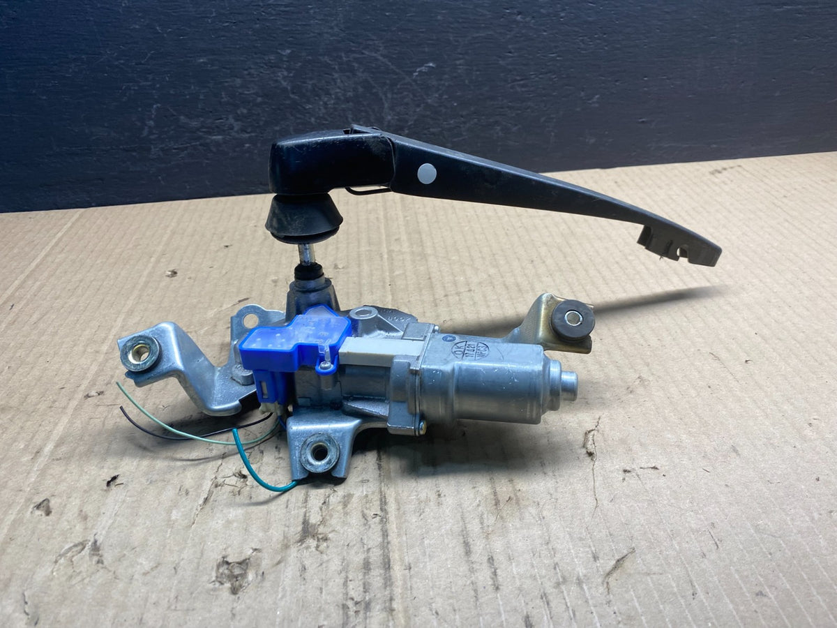 2018 to 2023 Subaru XV Crosstrek Rear Wiper Motor AC09081