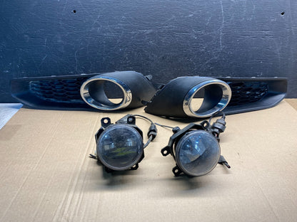 2014 to 2023 Subaru Forester Left+Right Set Side Fog Lights AE62620