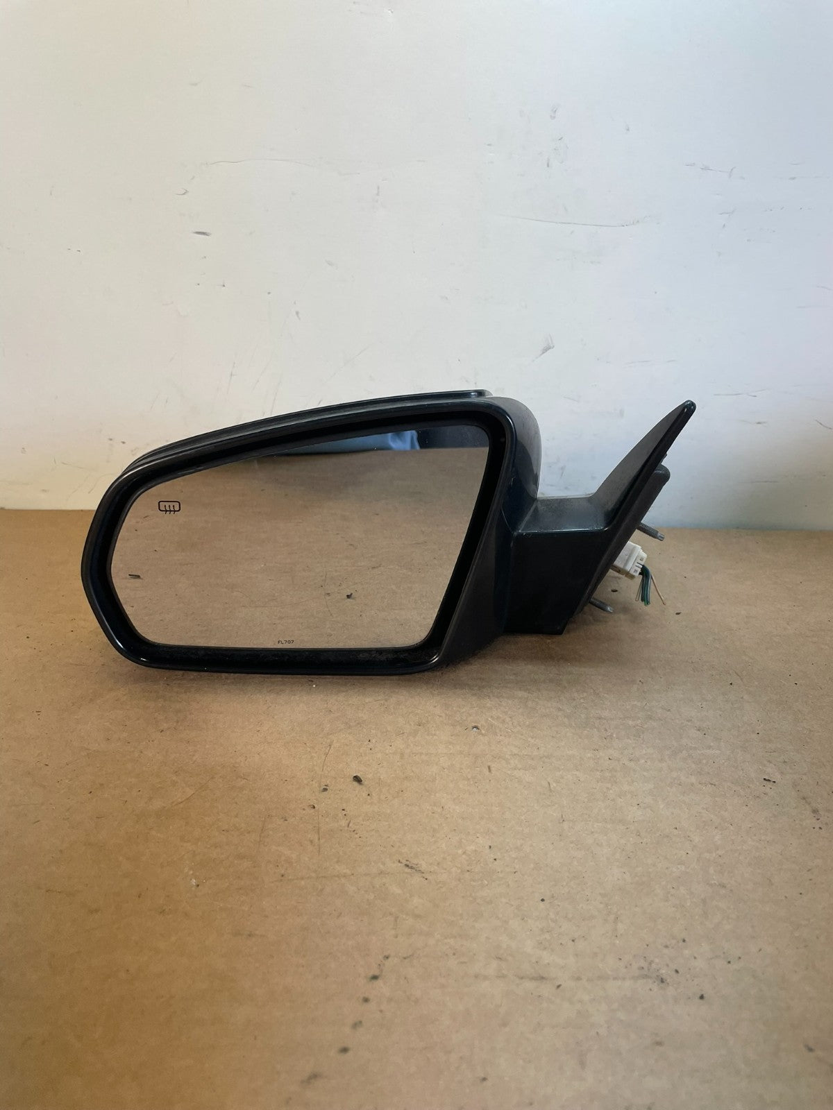 2008 to 2009 Chrysler Sebring Convertible Left Side View Heated Mirror AF86887