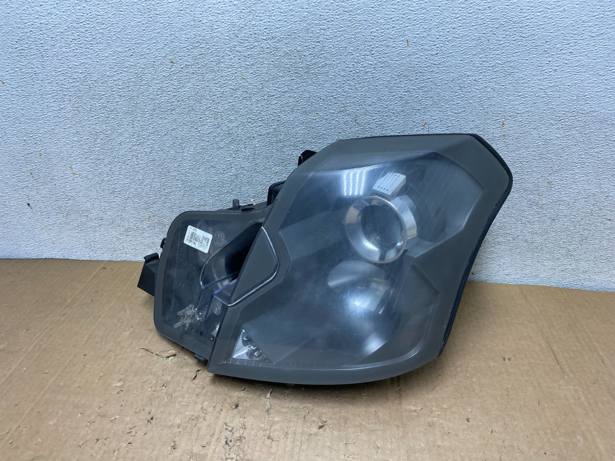 2003 to 2007 Cadillac CTS Left Driver LH Halogen Headlight AI9136 DW0