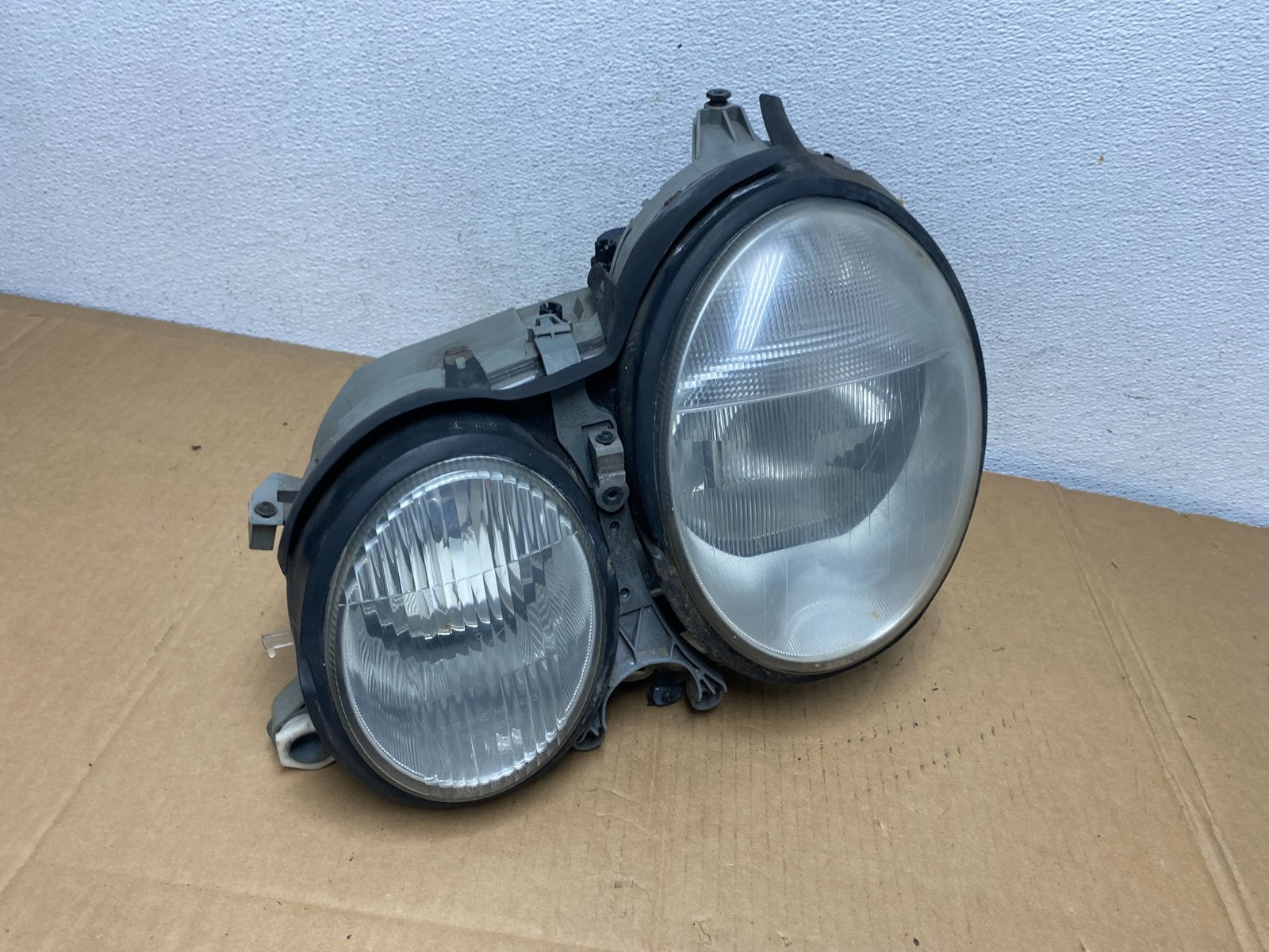 2000-2002 Mercedes E E320 E430 Left Driver LH Xenon HID Headlight AD0739 DW2