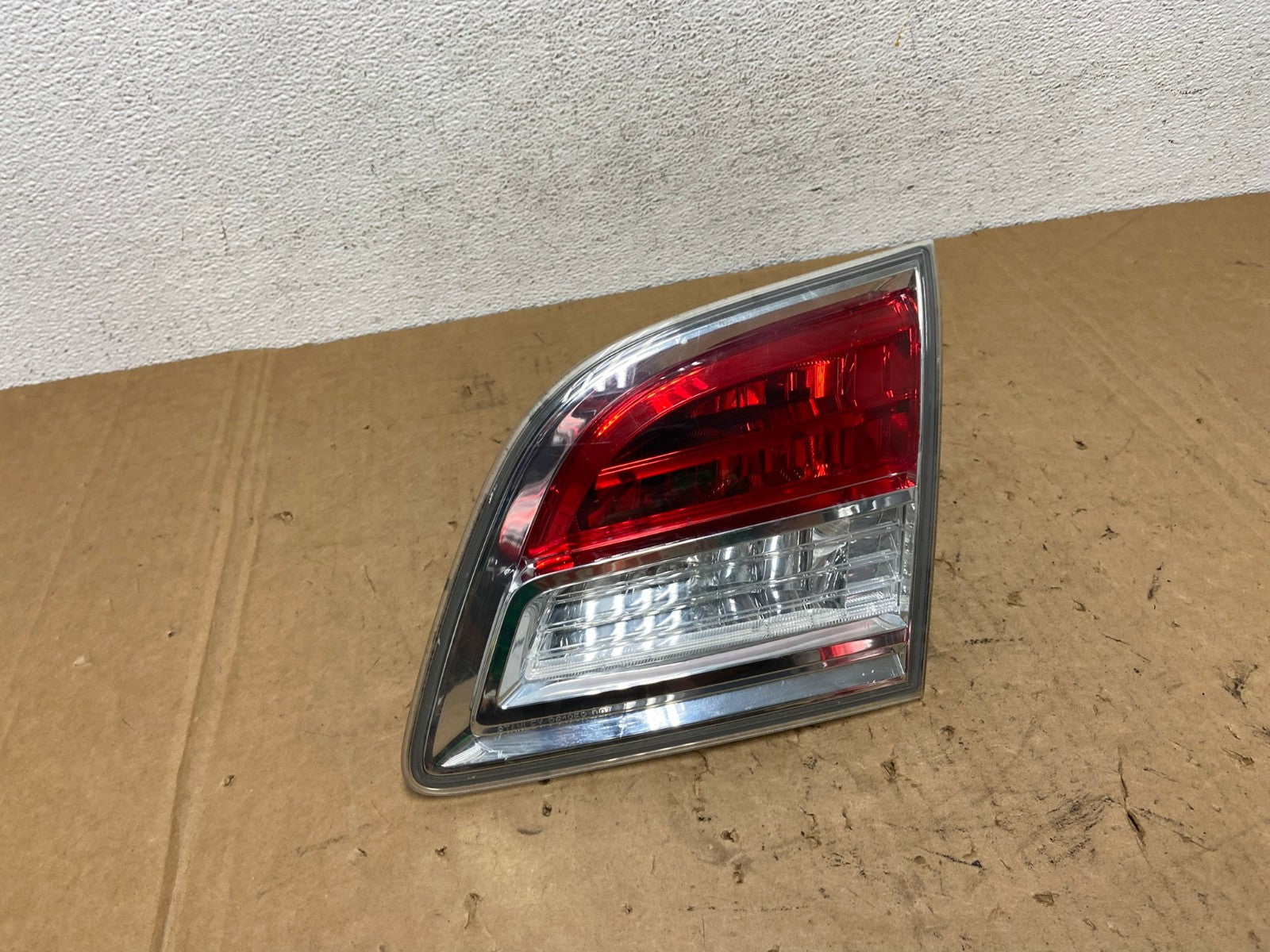 2007 2008 2009 Mazda Cx-9 Right Passenger Rh Side Inner Tail Light AD3082 LK0