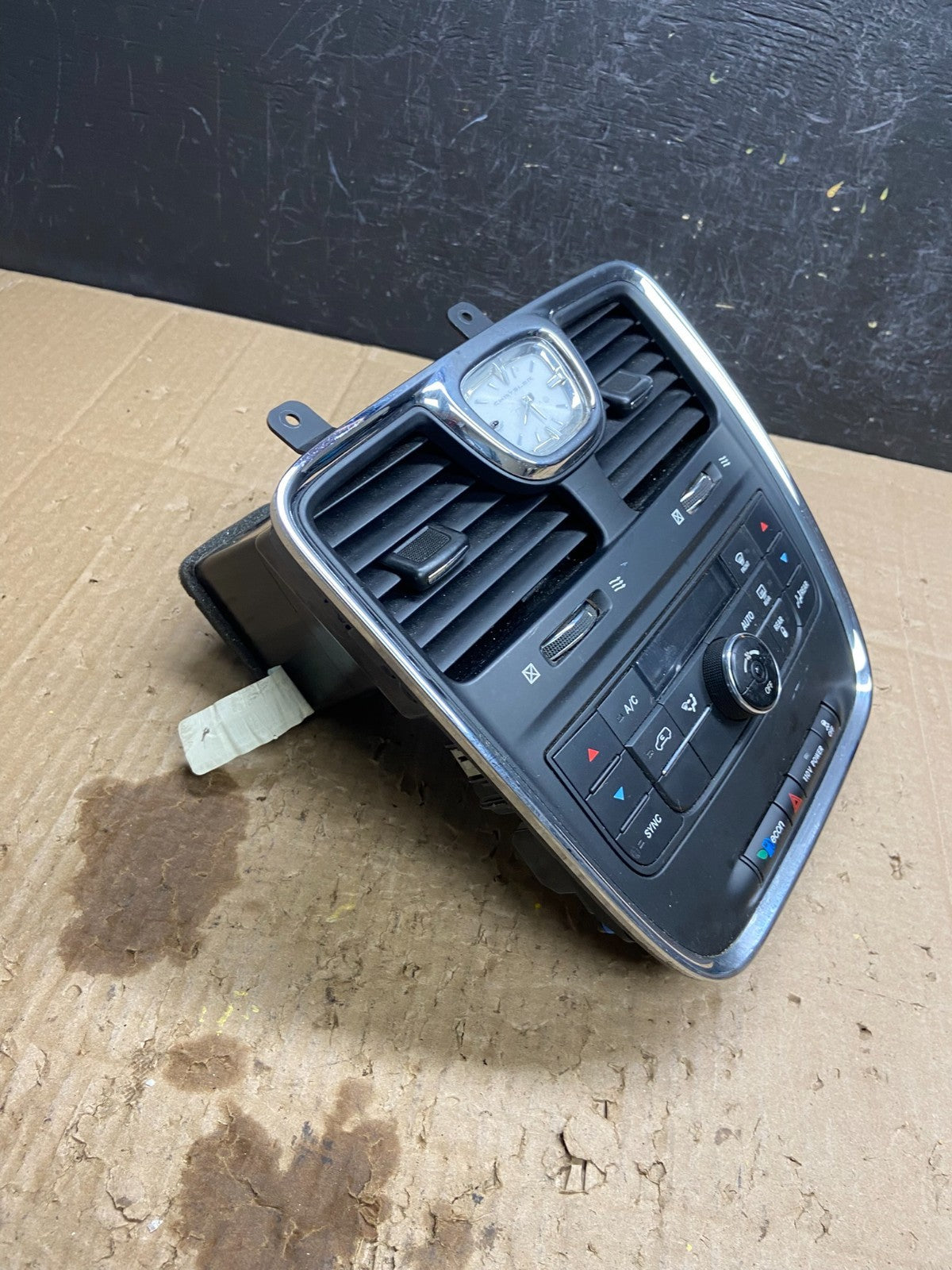 2011-2016 Chrysler Town Country Climate Control Panel Center Dash Trim ad1959 DG1