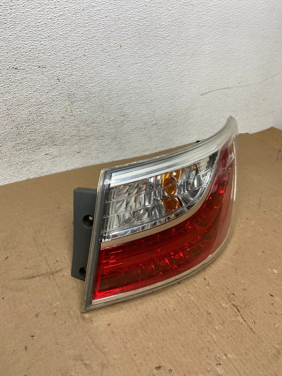 2010 2011 2012 Mazda CX-9 Right Passenger RH Tail Light AD7666 LK2