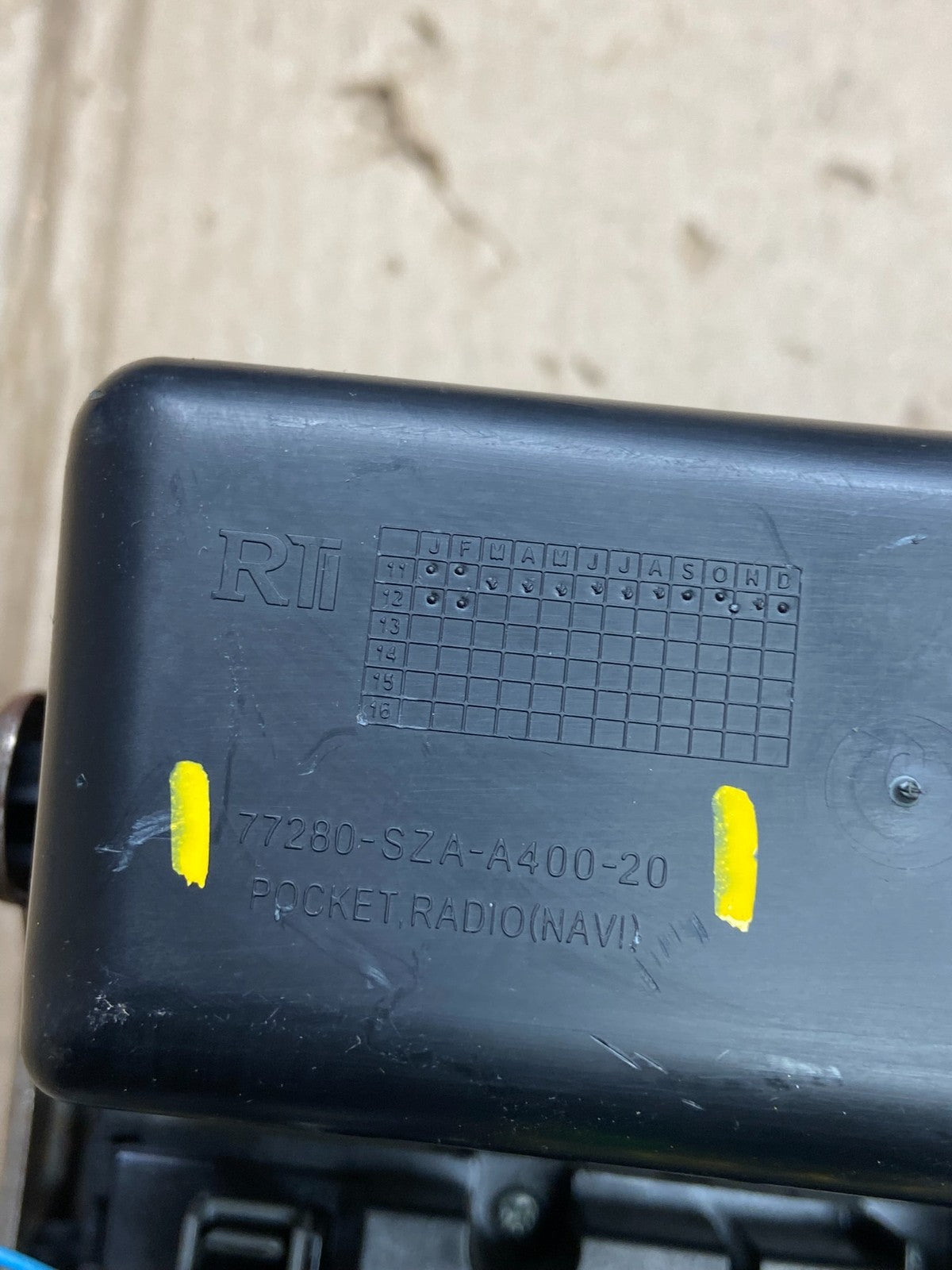 2009-2011 Honda Pilot Radio Audio Phone Navigation Control Panel x5773 DG5