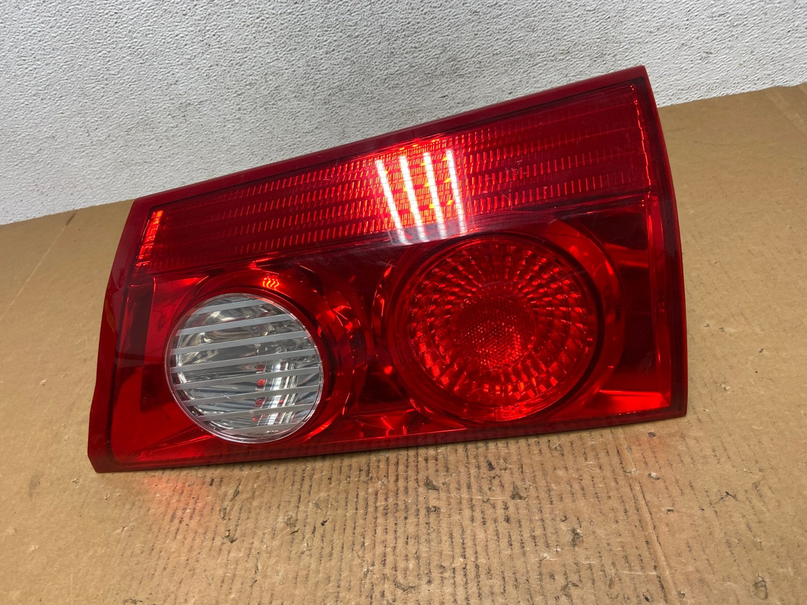 2006 - 2010 Toyota Sienna Right Passenger Side Rh Inner Tail Light AE0231 LK0