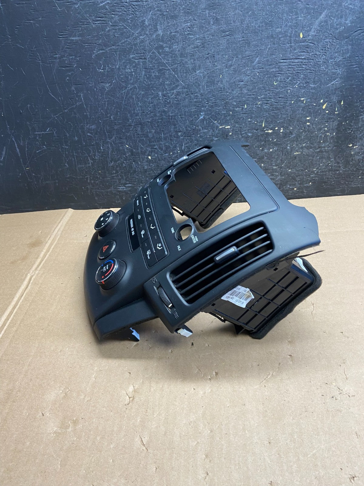 2009-2012 Hyundai Elantra Touring Wagon Front Radio Climate Control Bezel AI62812