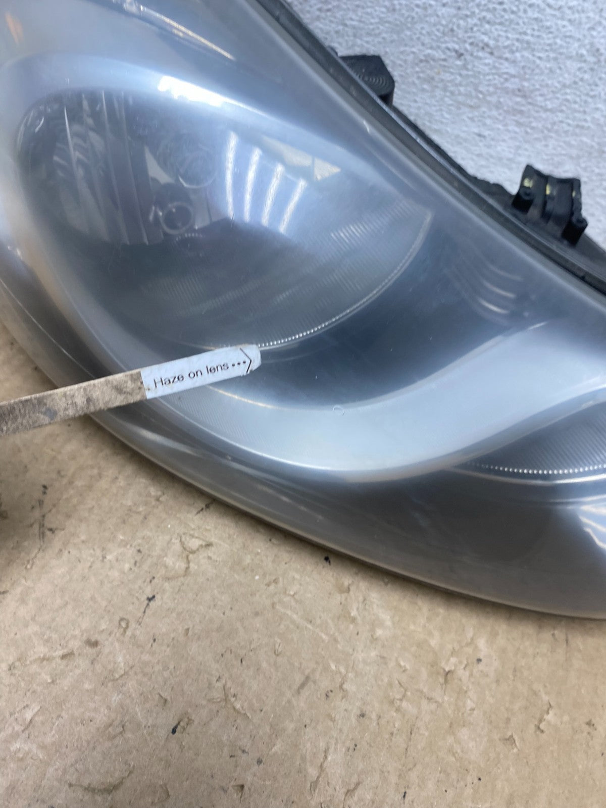 2011 2012 2013 Hyundai Elantra Right Passenger Headlight TYC AF9785 DW4