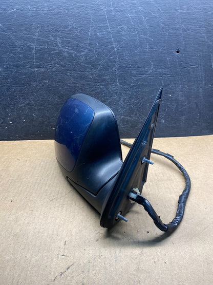 2003-2006 Chevrolet Tahoe Suburban Right Passenger Turn Door Mirror AH7053 DW2