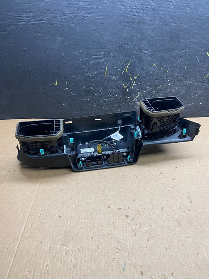 2020 to 2023 Ford  Explorer Console Radio Display Screen Air Vents x6629 DG5