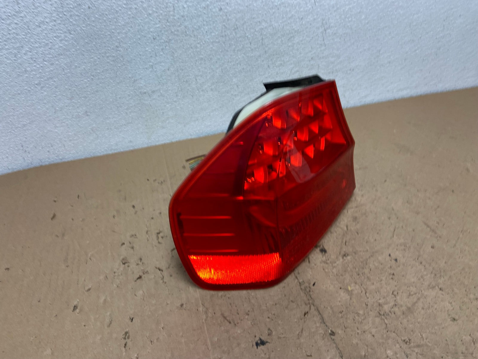 2009 2010 BMW 323i 325i 328i 335i 3 Series Left Driver Tail Light AC7323 LK2
