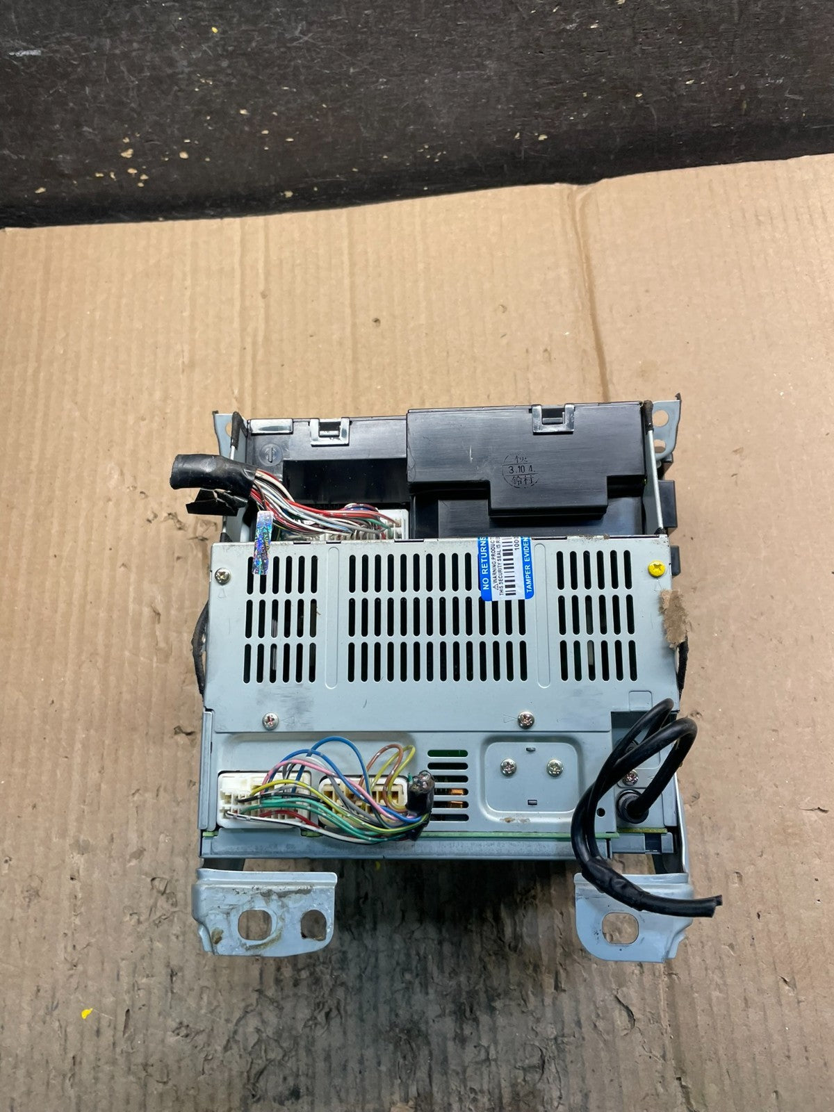 1998 to 2005 Lexus GS300 OEM Radio Receiver Stereo AM FM CD Cassette x4121 DG3