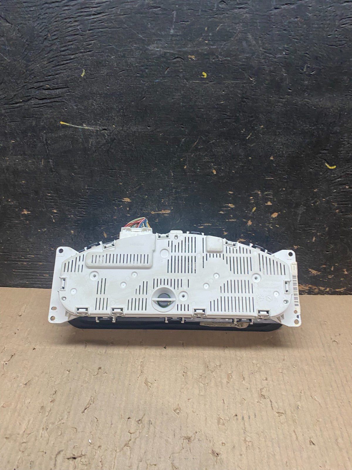 2005 Nissan Xterra Frontier Speedometer Cluster Gauge OEM X8075 DG5