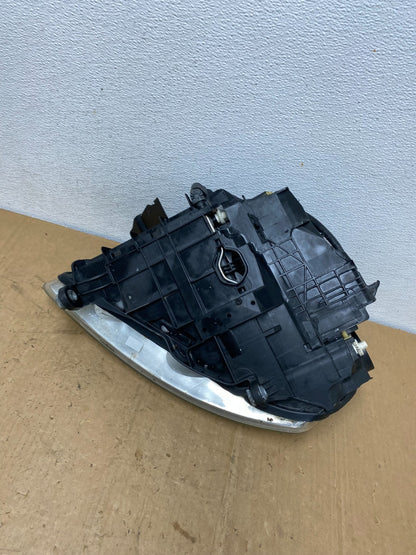 2004 to 2007 Volkswagen Touareg Right Passenger Halogen Headlight AA4296 DW7