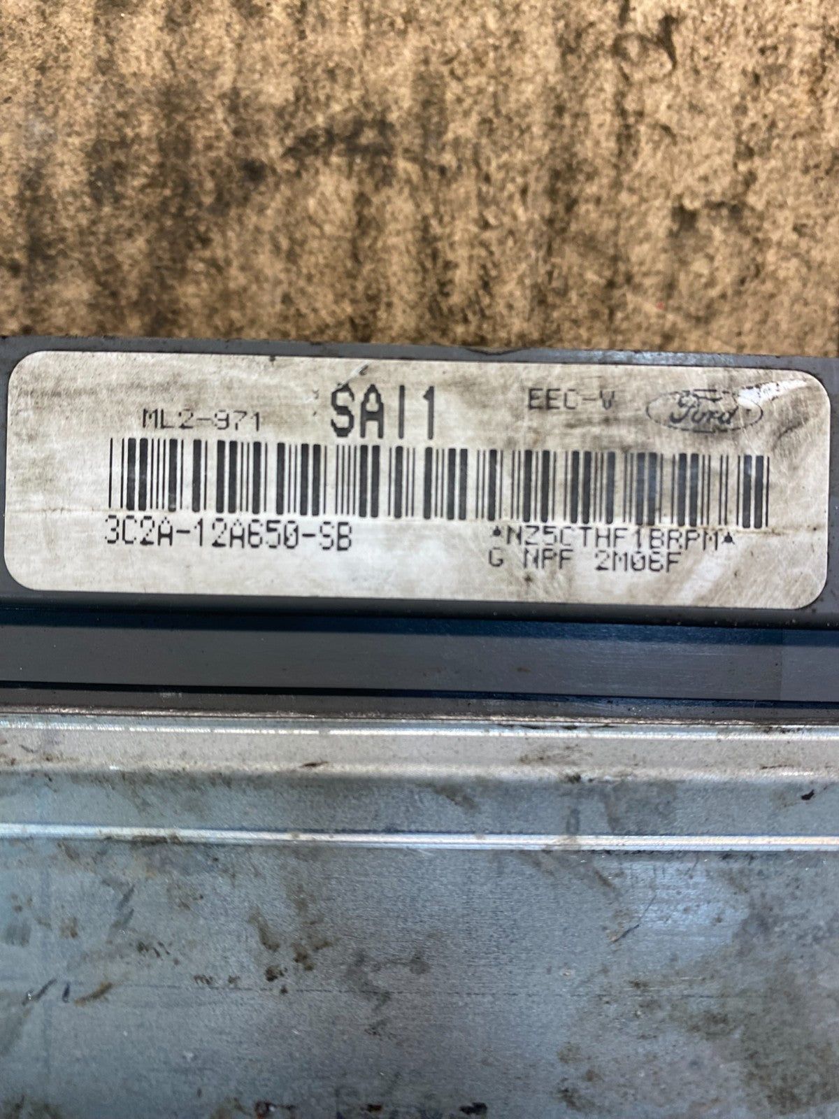 2002 Ford E-Series Van 4.2L Engine Control Module 3c2a-12a650-sb ECM Z4990 DG3