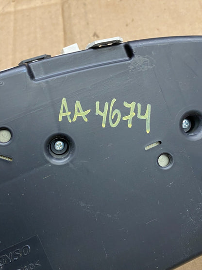 2007 to 2014 Cadillac Escalade Instrument Speedometer Cluster Gauge aa4674 DG7