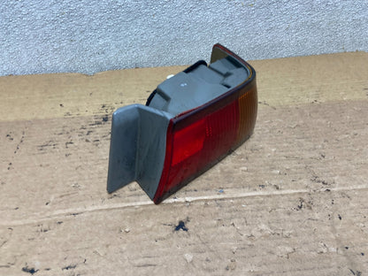 1997 1998 1999 Toyota Camry Tail Light Right Passenger Rh Side Oem AB5349 LK2