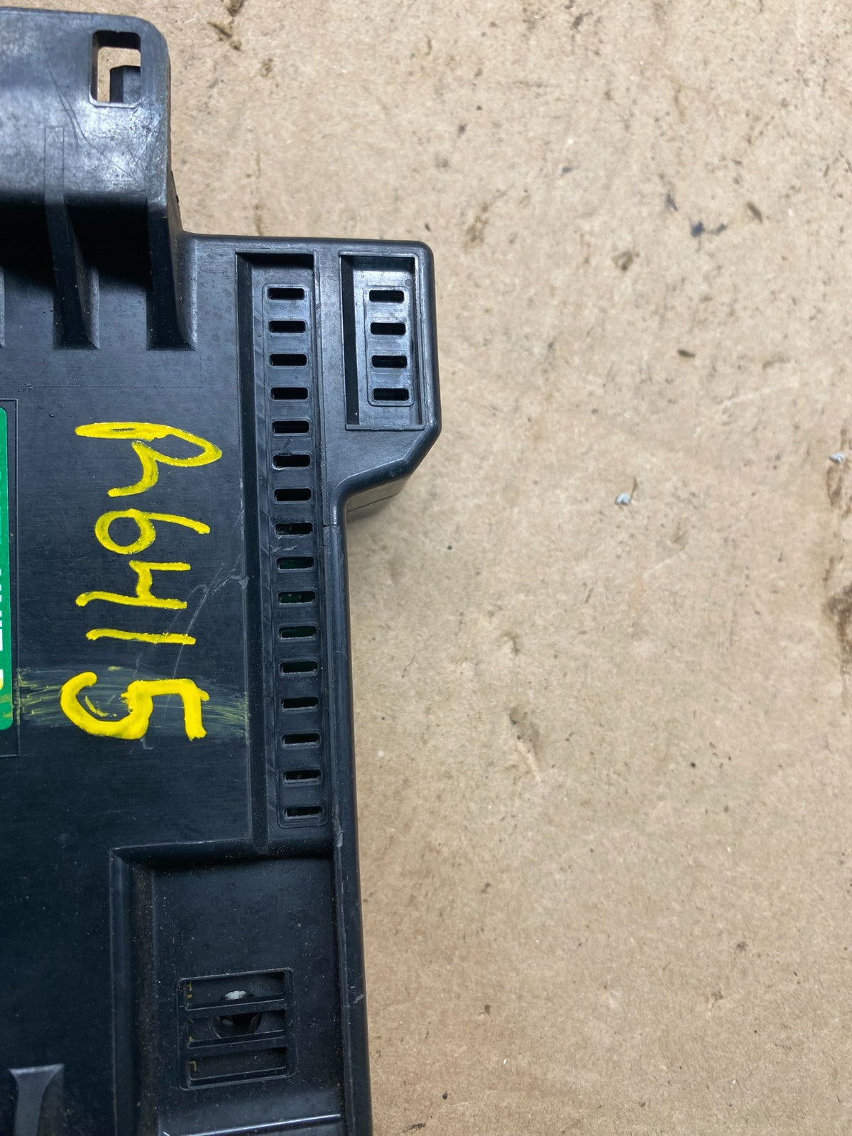 2008 - 2010 Honda Odyssey Rear Right Passenger Sliding Door Module r6415 DG8