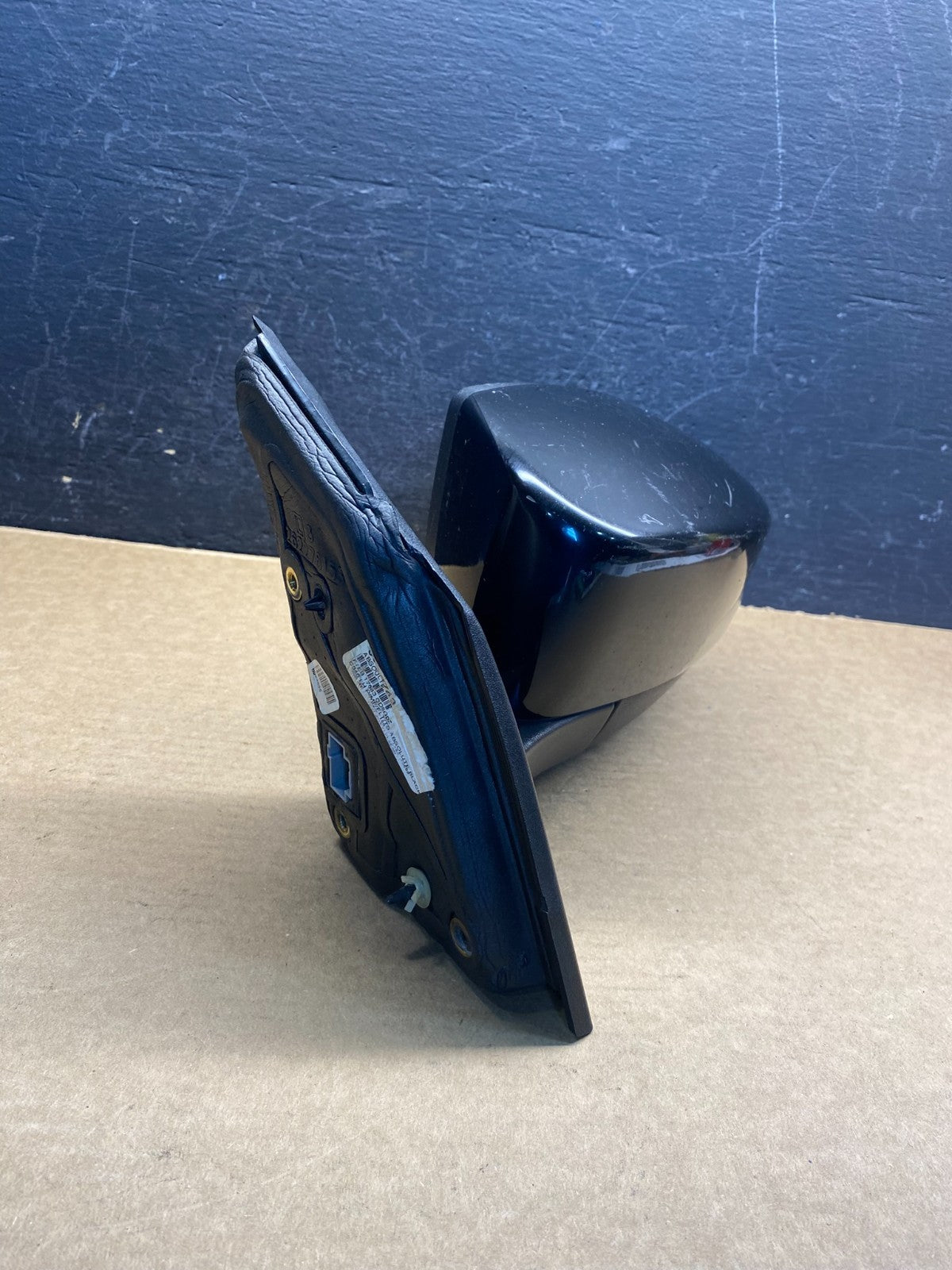 2015 to 2018 Ford Focus Left Driver View Door Turn Signal Mirror AD9868 DW1