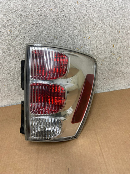2005 to 2008 Chevrolet Equinox Right Passenger Rh Side Tail Light AI8353 LK0