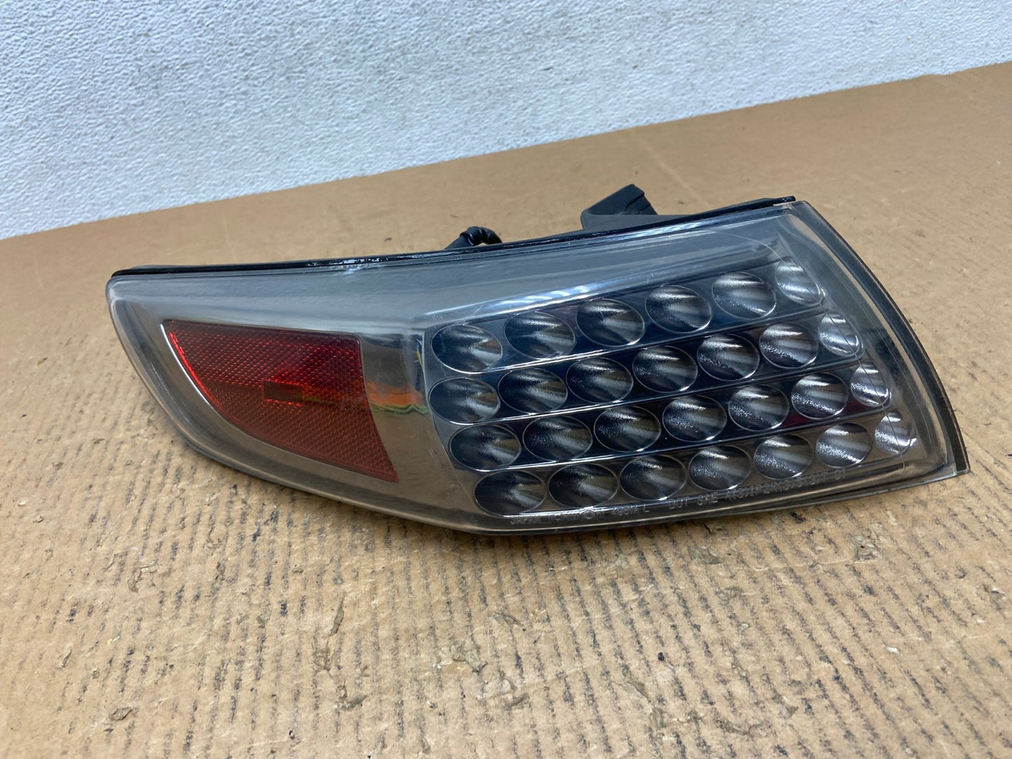 2006 to 2008 Infiniti Fx35 Left Driver Lh Smoked lens Tail Light AE1537 LK0