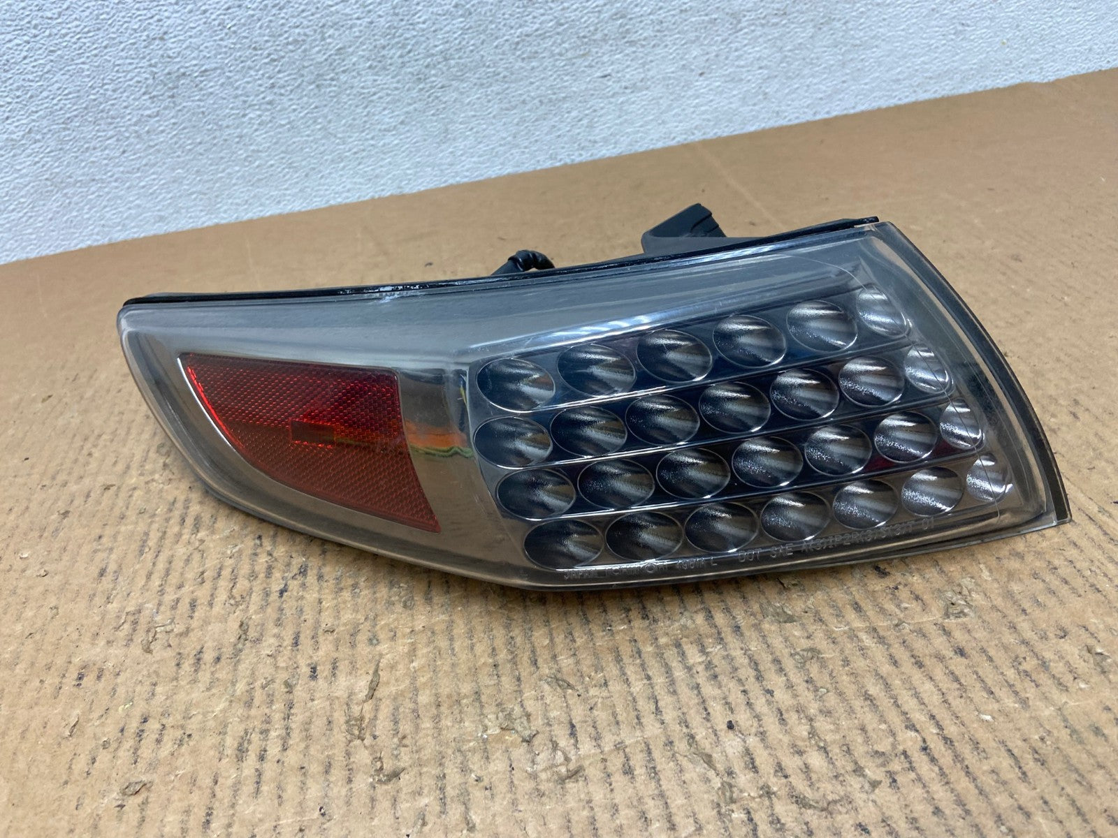 2006 to 2008 Infiniti Fx35 Left Driver Lh Smoked lens Tail Light AE1537 LK0