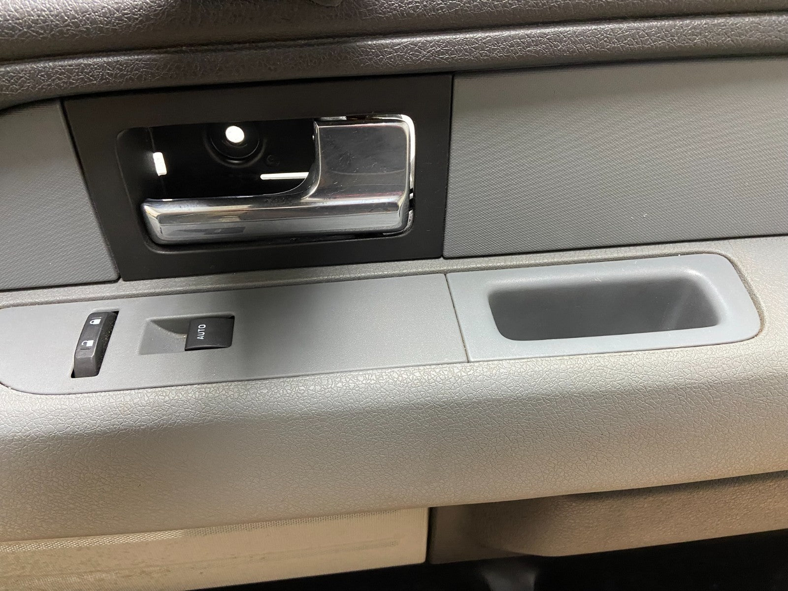 2011 to 2014 Ford F-150 Front Right Passenger RH Side Door Panel af3010 DG3