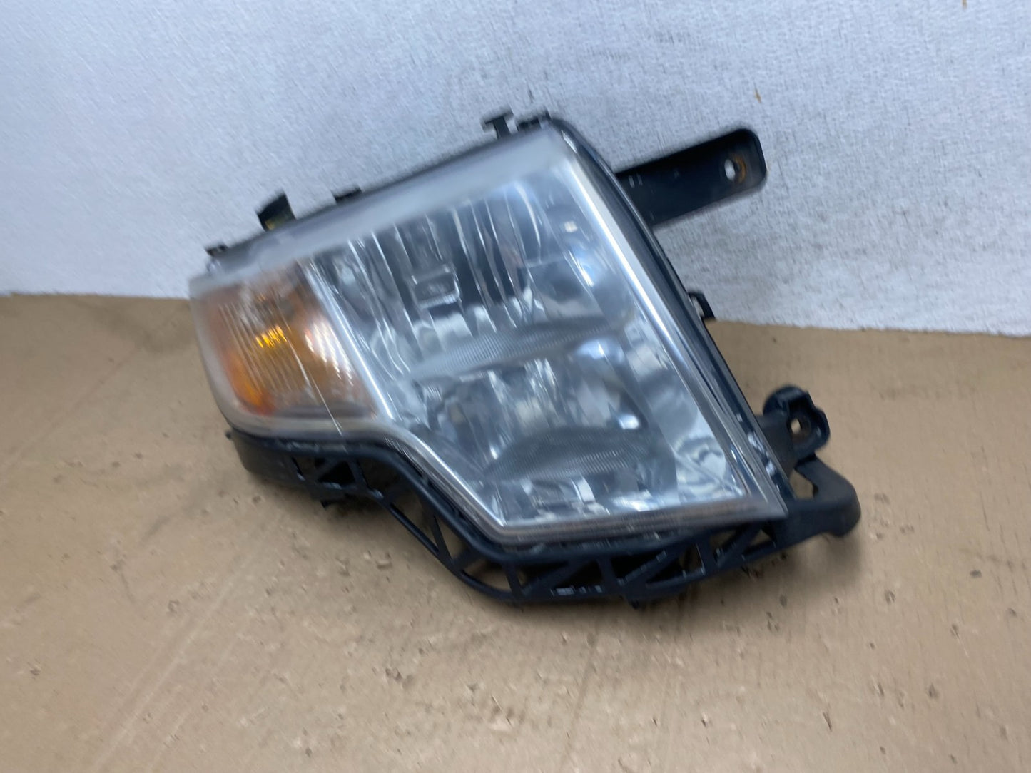 2007 to 2010 Ford Edge Right Passenger RH Halogen Headlight AE9254 DW1