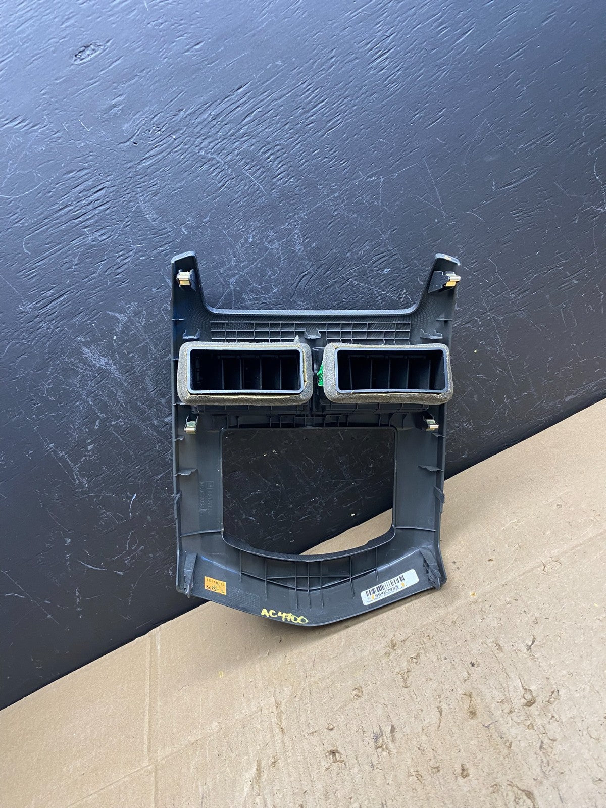2012-2016 Chevrolet Sonic Center Dash Radio Air Vent Trim Bezel AC4700 DG3
