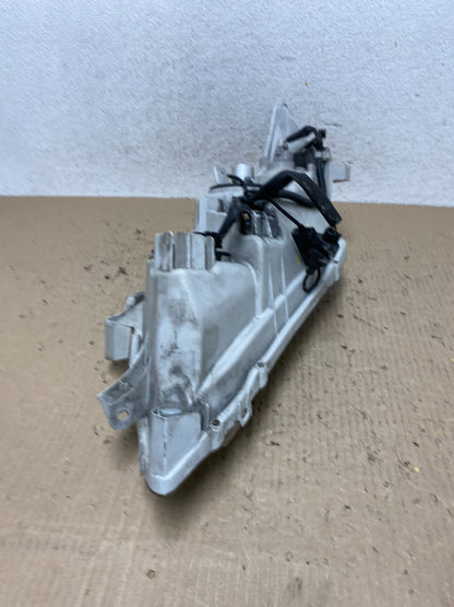 2007 - 2009 Toyota Camry Halogen Right Passenger Headlight AF7261 DW7