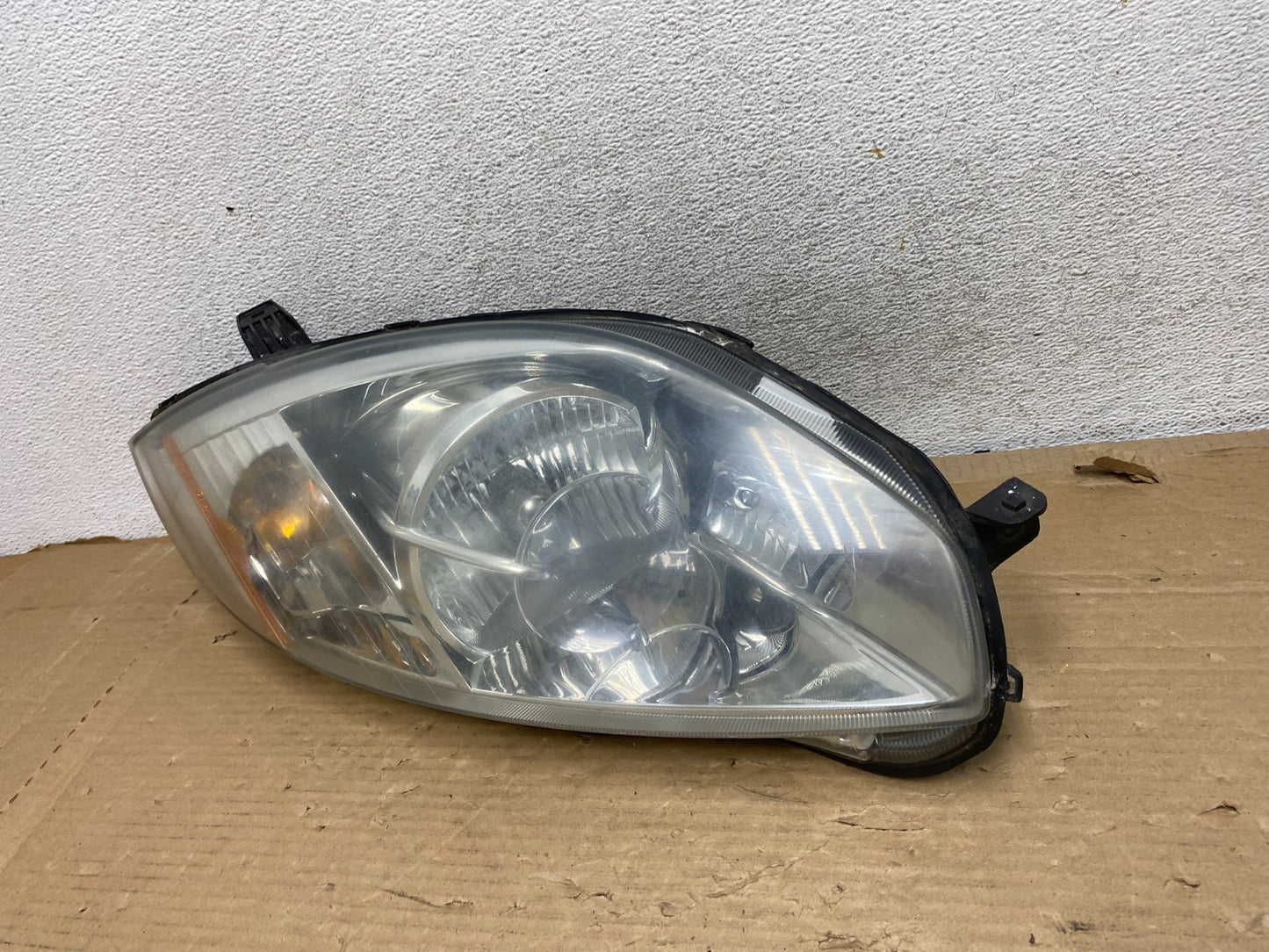 2006-2007 Mitsubishi Eclipse Right Passenger RH Side Halogen Headlight AG8241 DW2