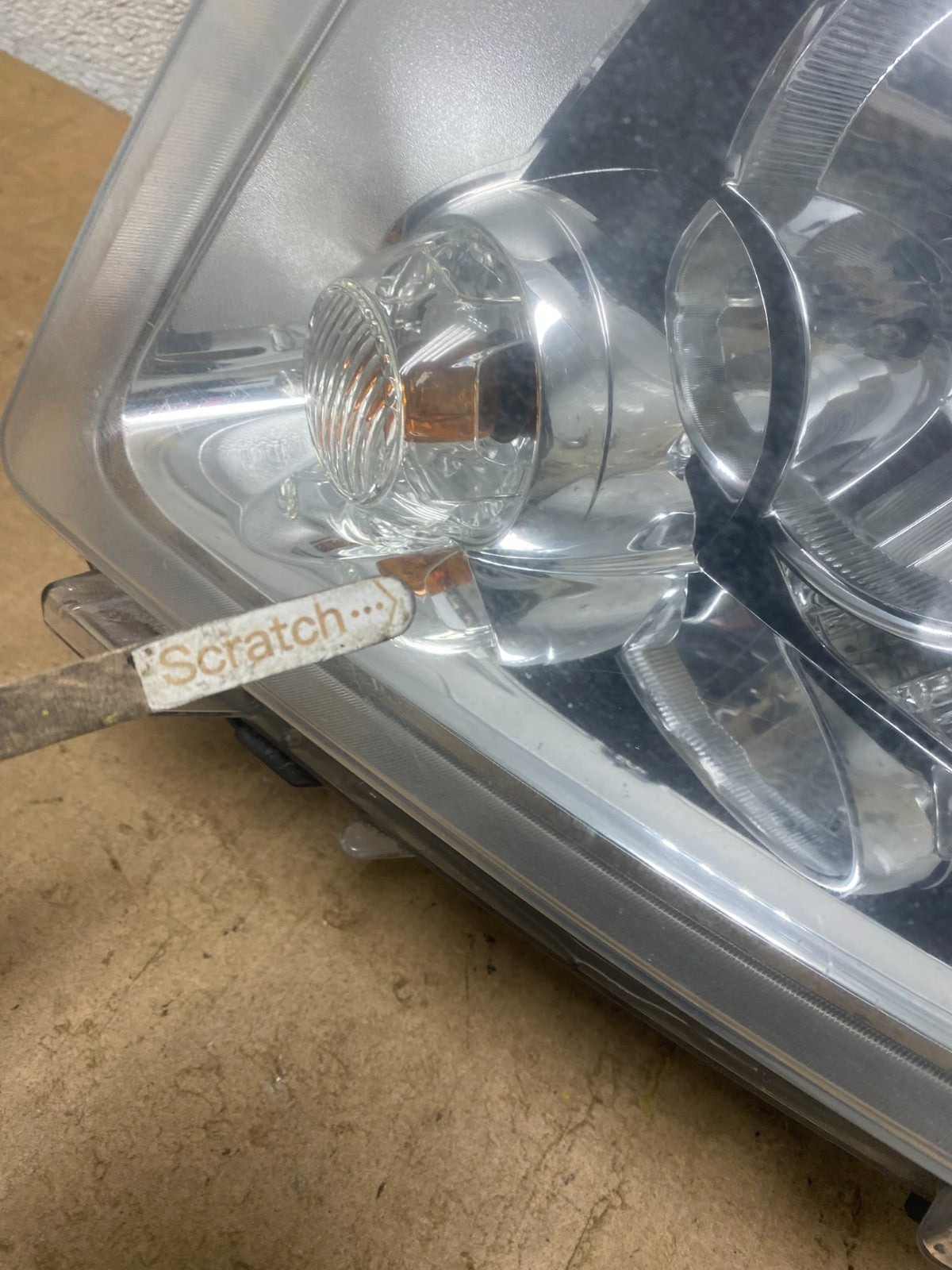 2011 to 2013 Jeep Grand Cherokee Halogen Left Driver Lh Headlight Oem X7271 DW4