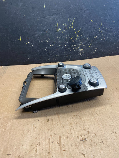 2010-2011 Chevy Equinox Terrain Radio Face Climate Control Panel Bezel Z1657 DG1